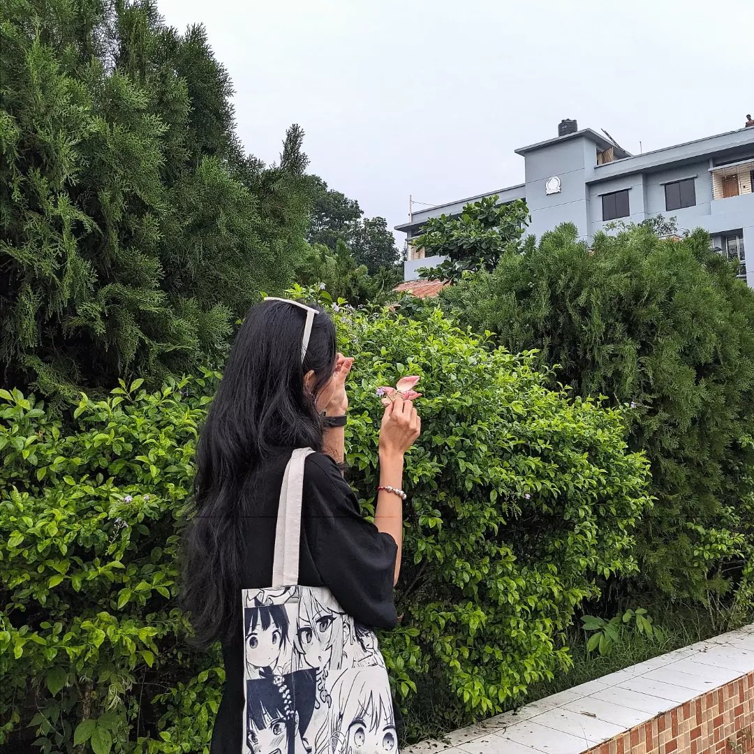 mo na Profile Picture