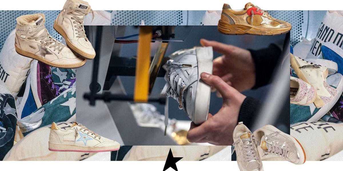 Golden Goose Outlet season must have It which clasps