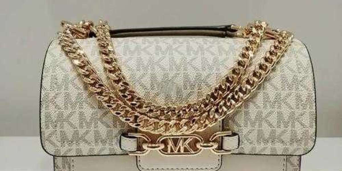 Michael Kors 包款推薦與價格解析